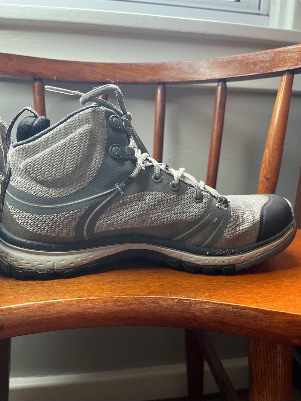 KEEN Terradora Mid Waterproof Hiking Boots Gray Women’s Size 6.5 EUC - Picture 7 of 11